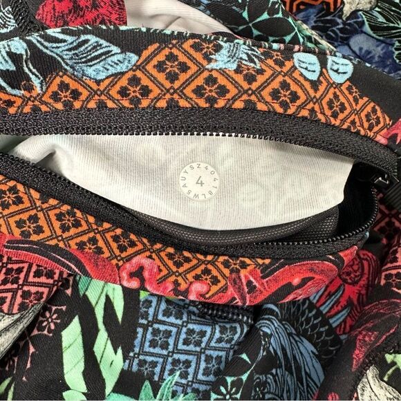 Lululemon Speed Up Tight *Full-On Luxtreme 28" Zen Clash Multi Sz 4 RARE - Picture 8 of 8